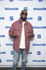 Comedian Rickey Smiley Talks Loss of Son, Discovering Twin Daughters