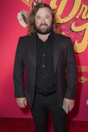 Judge Orders Haley Joel Osment to Attend 3 AA Meetings Per Week: Report