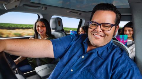 Josh Gad Is 'In the Dark' About Frozen 3 — But He Has an Idea for Olaf
