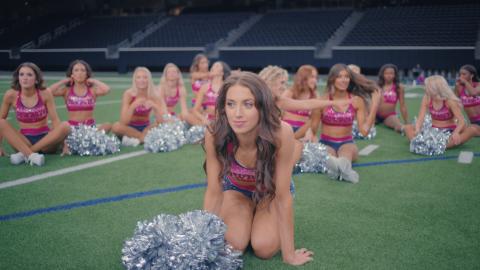 Dallas Cowboys Cheerleaders: Balancing Careers and Love
