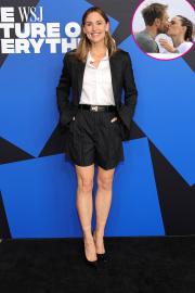 Jennifer Garner and Boyfriend John Miller Share Sweet Kiss at Charity Event
