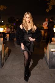 Jessica Simpson Hints at Eric Johnson's 'Empty Promises' in New Song ‘Fade’
