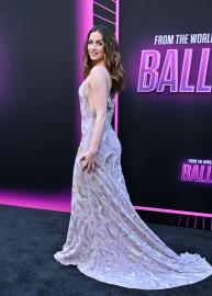 Ana De Armas Reads Novel About AI Girlfriend While on Trip With Tom Cruise
