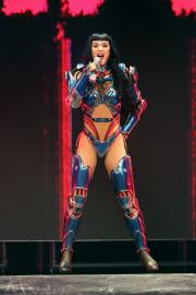 Katy Perry Powers Through Mid-Air Prop Malfunction During 'Lifetimes' Show