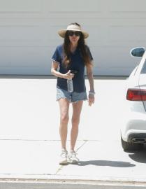 Janice Dickinson, 70, Rocks a Chic Off-Duty Look on a Coffee Run