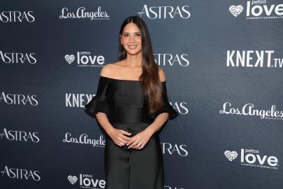Olivia Munn's Family Journey with John Mulaney: 7 Insights