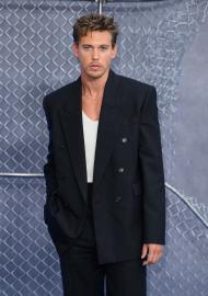 Austin Butler's 'Once Upon a Time in Hollywood' Pitbull Fight Left Him Hurt