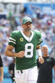 New York Jets WAGs 'Never Saw' Aaron Rodgers' Mysterious Wife