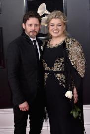 How Kelly Clarkson Protected Ex Brandon Blackstock Despite Messy Divorce