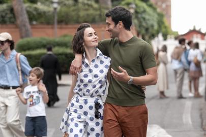 'Emily in Paris' Resumes Filming 2 Days After Assistant Director's Death