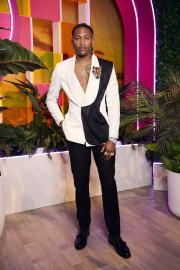 'Love Island' Star Taylor Williams Shares Footage of Violent Horse Accident