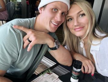 Brooke Hogan’s Husband Reacts to Pictures of Her Crying in Public