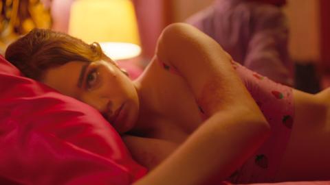 Netflix's New Hit Crime Show Is Sexy, Violent and a Great Late Summer Binge-Watch