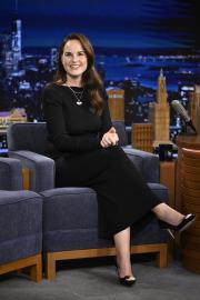 Downton Abbey's Michelle Dockery Opens Up About Pregnancy With 1st Baby