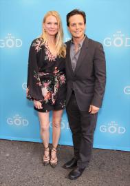 Kelley Wolf Enters Rehab Amid Her Divorce From Scott Wolf: Report