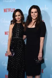 Gilmore Girls' Lauren Graham and Alexis Bledel Set to Reunite at Emmys
