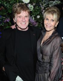 Jane Fonda Mourns Robert Redford: ‘I Can’t Stop Crying’