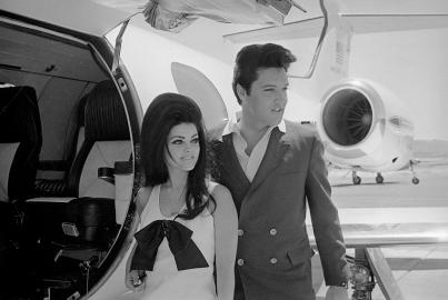 Priscilla Presley Shares Hairstyle That Elvis Presley 'Hated' in Memoir