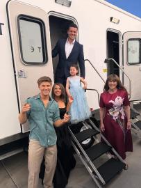 See Robert Irwin’s Niece, 4, Help Him Practice After ‘DWTS’ Rehearsals