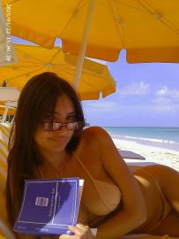 Emily Ratajkowski's Bikini Body and Abs Steal the Vacation Spotlight