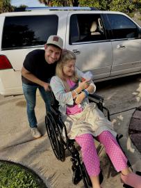 Erin Bates Doesn't Have Function of Her Right Leg After Sepsis Battle
