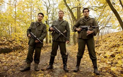 24 Must-Watch Movies on Netflix (September 2025): ‘Inglourious Basterds’ and More