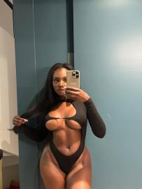 JaNa Craig Narrowly Avoids Nip Slip After Split With Kenny Rodriguez