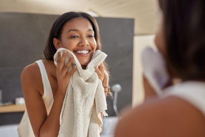 This $17 Gentle Exfoliating Serum Gives You a Smooth, Airbrushed Complexion