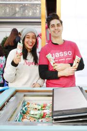 Fans Are Freaking Out About Yasso's New Greek Yogurt Pints Fans Are Freaking Out About Yasso's New Greek Yogurt Pints