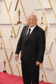 Anthony Hopkins Opens Up About Realizing He's an Alcoholic: ‘I Need Help’ Anthony Hopkins Opens Up About Realizing He's an Alcoholic: ‘I Need Help’