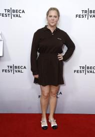 Amy Schumer Shows Off Weight Loss in New Pic: ‘Don’t Call It a Comeback’