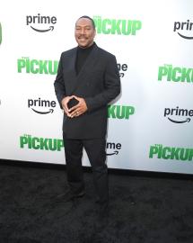 Eddie Murphy Gives Rare Glimpse of Life as Father of 10 in Doc Trailer