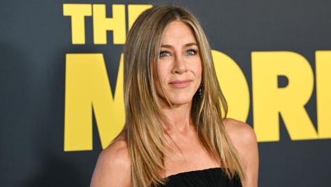 Run! Jennifer Aniston's Comfy Clogs Have a $29 Twin Hiding on Amazon