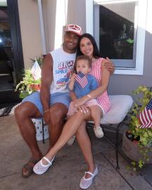 49ers Star Fred Warner's Wife Sydney Posts Message About His Brutal Injury