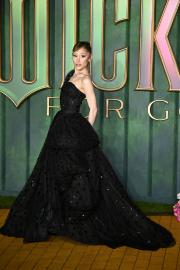 Ariana Grande Ditches Pink for Black at ‘Wicked: For Good’ Premiere