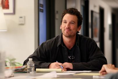 Miles Teller Gets Emotional About Losing His Home in L.A. Wildfire on 'SNL'